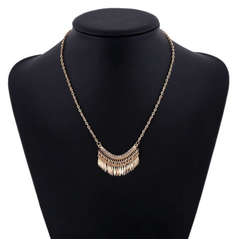 - -🆑 Bohemian Fringe Necklace with crystals - Picture 4 of 4